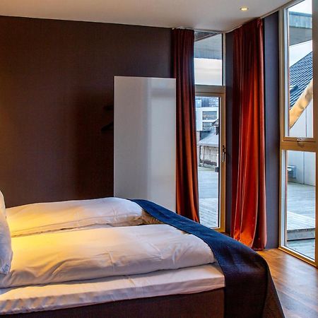 Nordis Apartments - Torget 21 Svolvær Zewnętrze zdjęcie