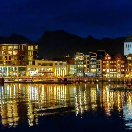 Nordis Apartments - Torget 21 Svolvær Zewnętrze zdjęcie