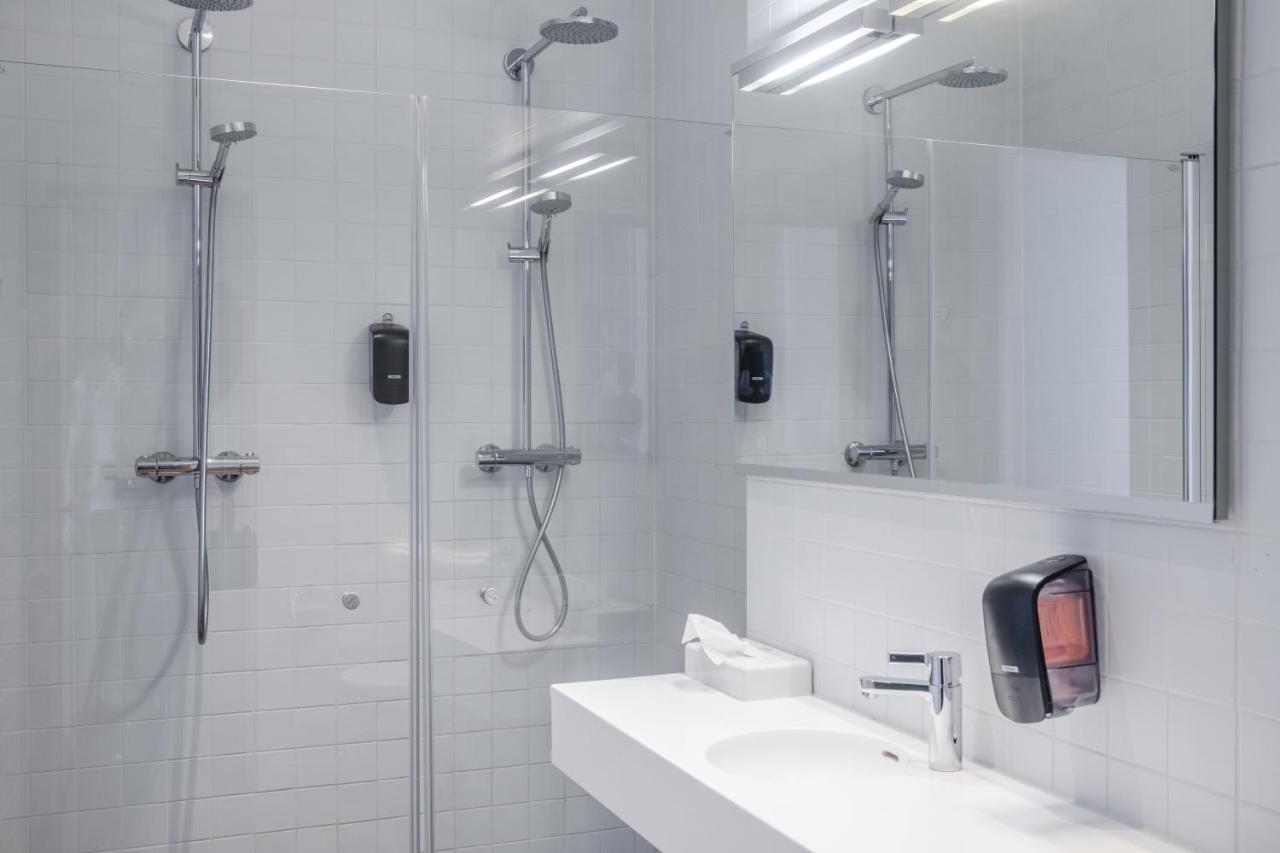 Nordis Apartments - Torget 21 Svolvær Zewnętrze zdjęcie