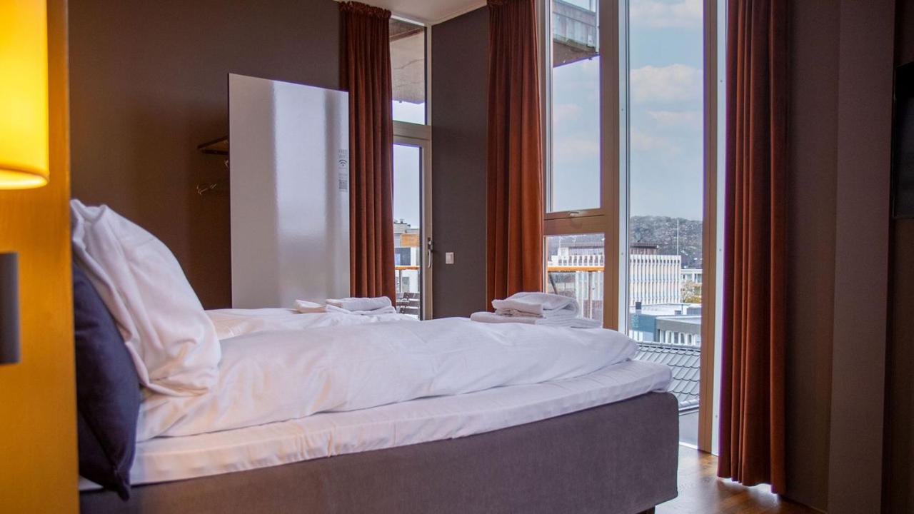Nordis Apartments - Torget 21 Svolvær Zewnętrze zdjęcie