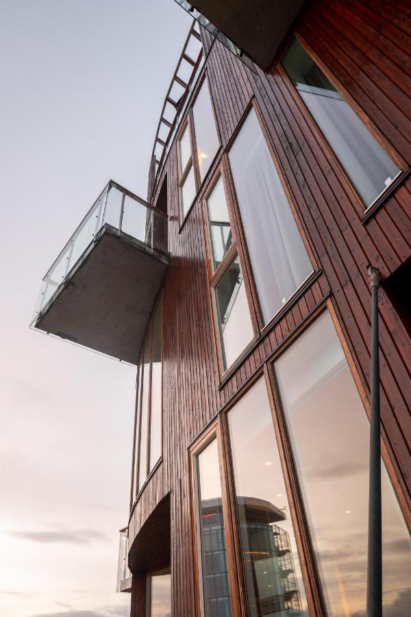 Nordis Apartments - Torget 21 Svolvær Zewnętrze zdjęcie